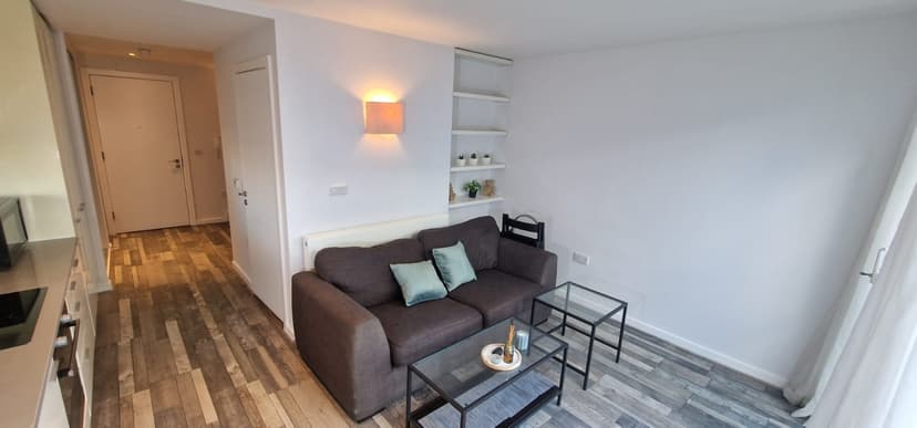 Image 2:1 bedroom Apartment or flat to rent