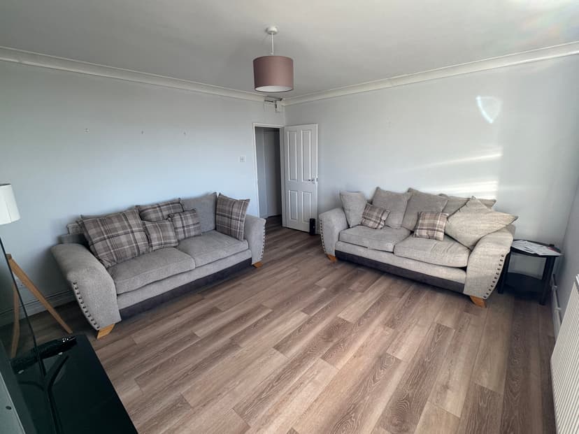 Image 3:2 bedroom Apartment or flat to rent