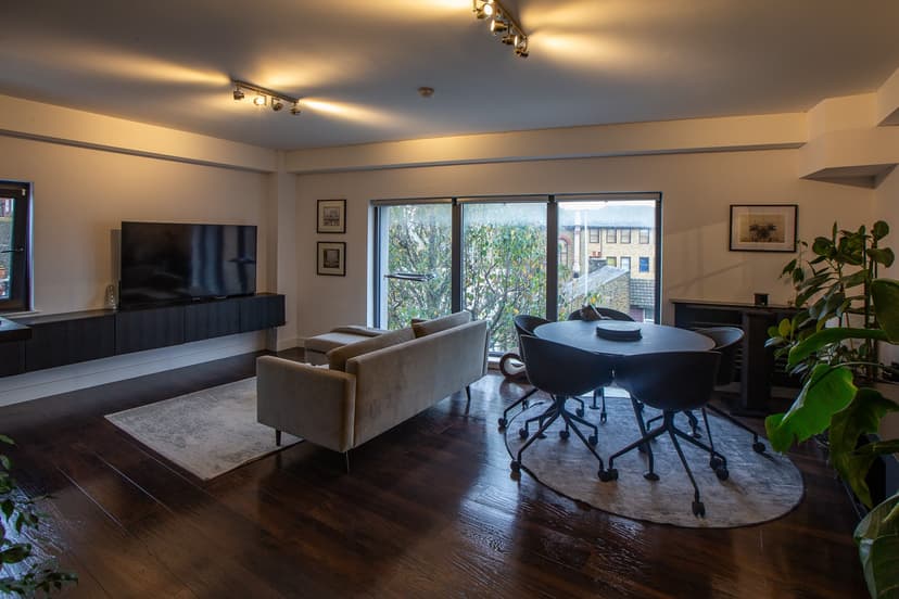 Image 1:2 bedroom Apartment or flat to rent