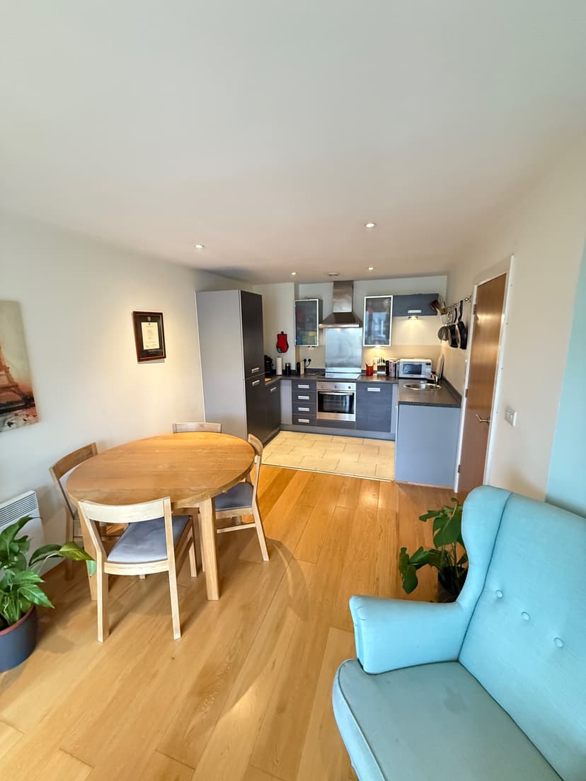 Image 2:1 bedroom Apartment or flat to rent