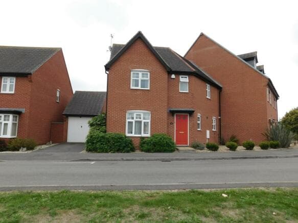 Image 2:3 bedroom Semi-detached house to rent