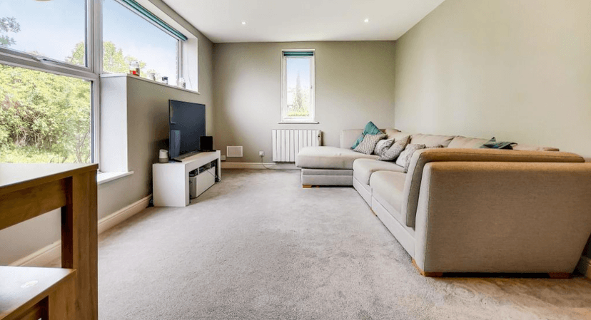 Image 1:2 bedroom Apartment or flat to rent