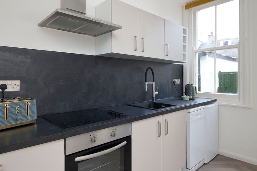 Image 2:2 bedroom Apartment or flat to rent