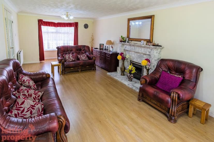 Image 3:5 bedroom Detached house to rent