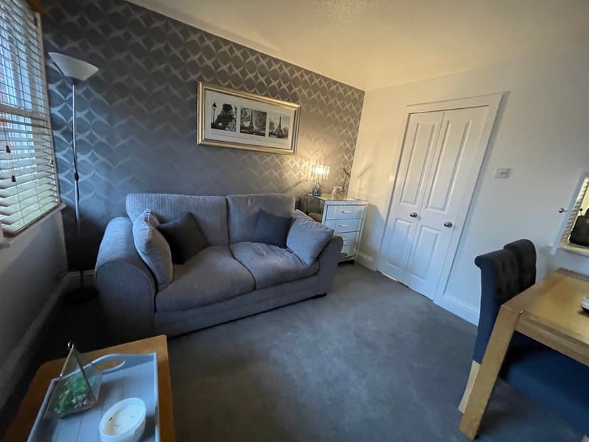 Image 2:1 bedroom Apartment or flat to rent