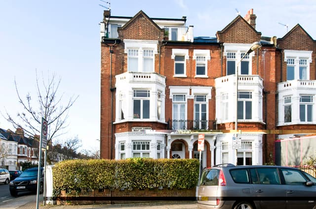 Image 1:1 bedroom Apartment or flat to rent