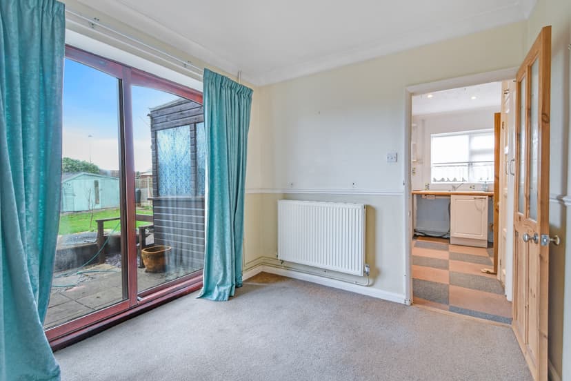 Image 2:3 bedroom Semi-detached house to rent