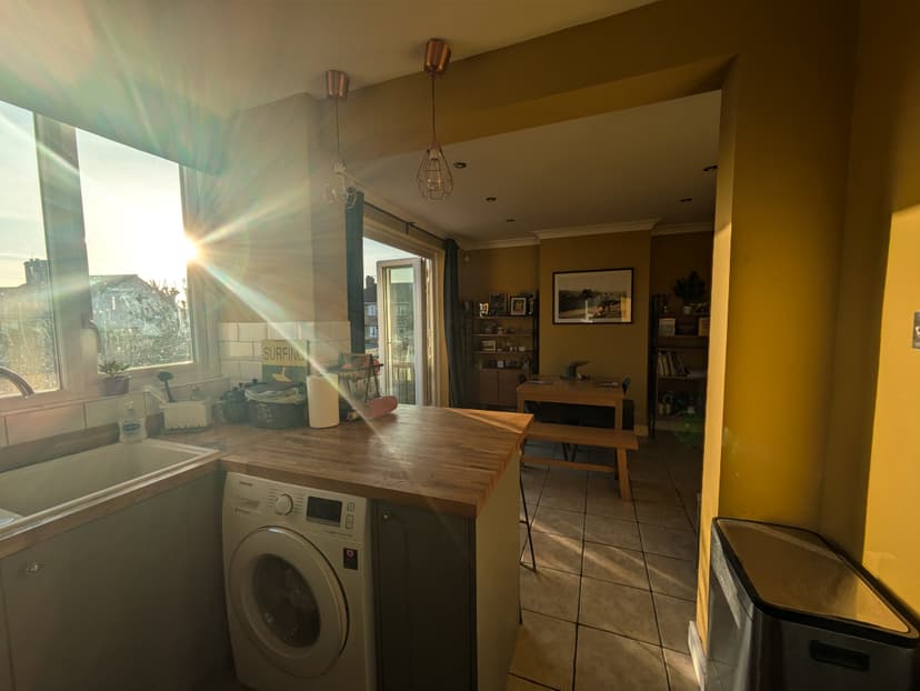 Image 2:4 bedroom Terraced house to rent