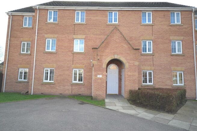 Image 1:2 bedroom Apartment or flat to rent