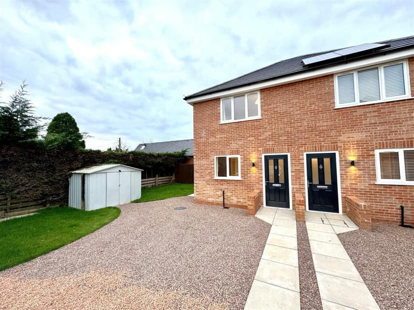 Image 1:2 bedroom Semi-detached house to rent