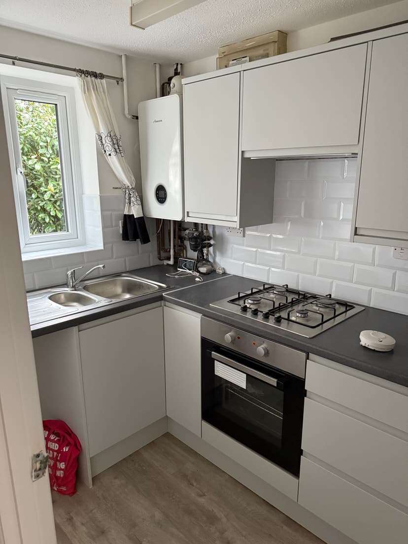 Image 2:2 bedroom Semi-detached house to rent