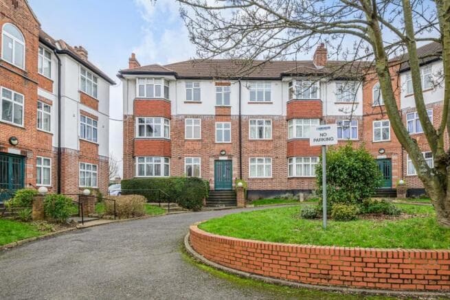 Image 1:2 bedroom Apartment or flat to rent