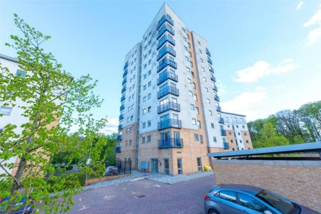 Image 2:2 bedroom Apartment or flat to rent