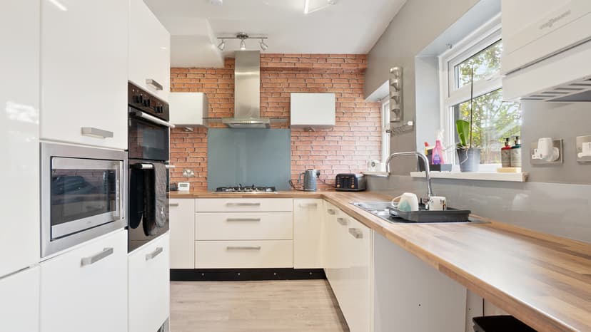 Image 1:3 bedroom Terraced house to rent