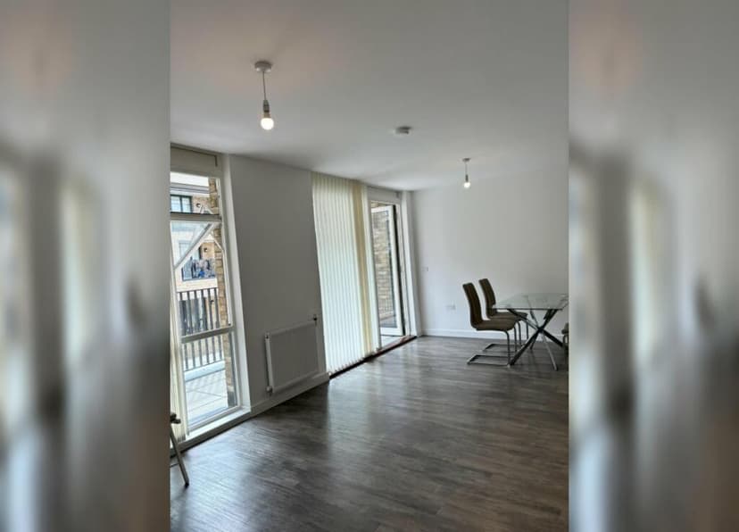 Image 3:2 bedroom Apartment or flat to rent