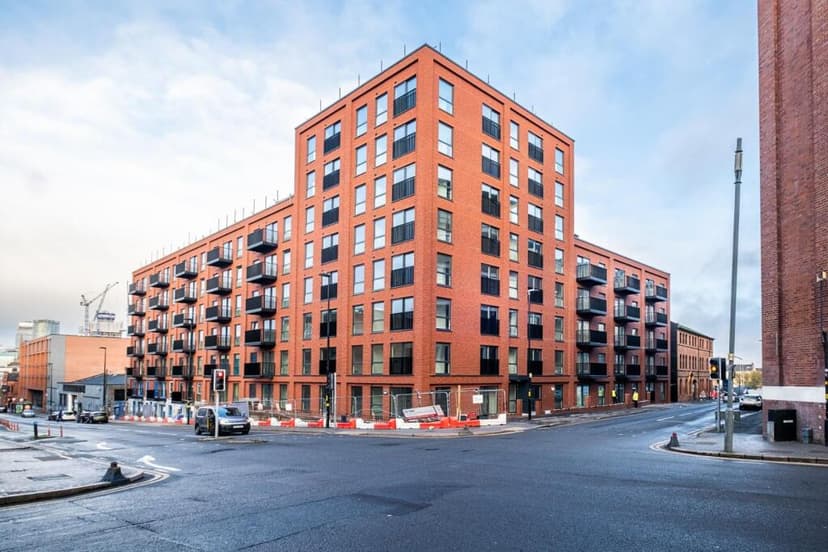 Image 1:2 bedroom Apartment or flat to rent