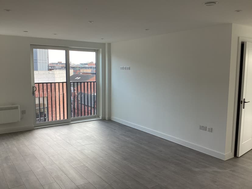 Image 3:2 bedroom Apartment or flat to rent