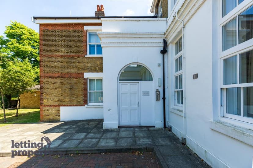 Image 2:2 bedroom Apartment or flat to rent