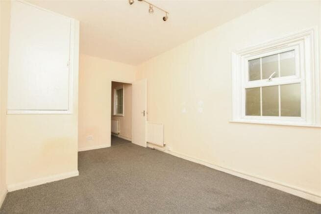 Image 3:1 bedroom Ground floor maisonette to rent