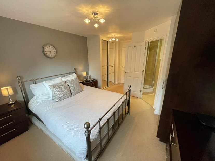 Image 1:2 bedroom Apartment or flat to rent