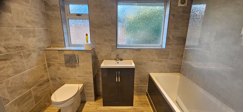 Image 3:3 bedroom Detached house to rent