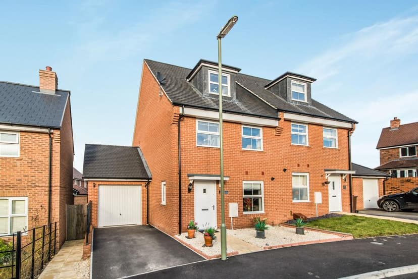 Image 1:3 bedroom Semi-detached house to rent