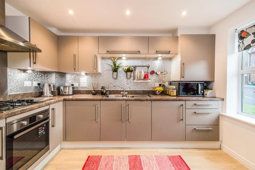 Image 2:3 bedroom Semi-detached house to rent