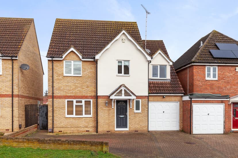 Image 1:4 bedroom Detached house to rent