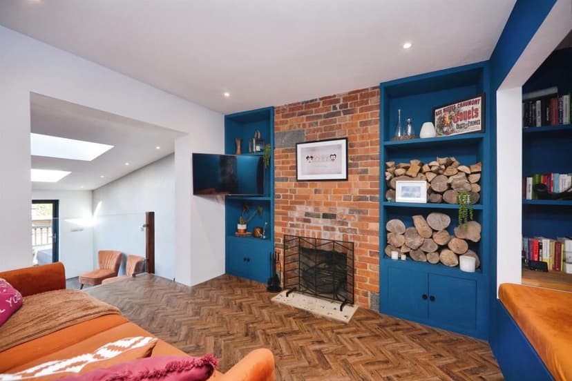 Image 1:4 bedroom Terraced house to rent