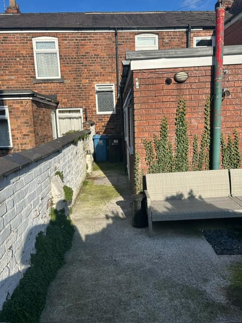 Image 2:2 bedroom Terraced house to rent