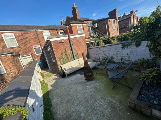 Image 1:2 bedroom Terraced house to rent