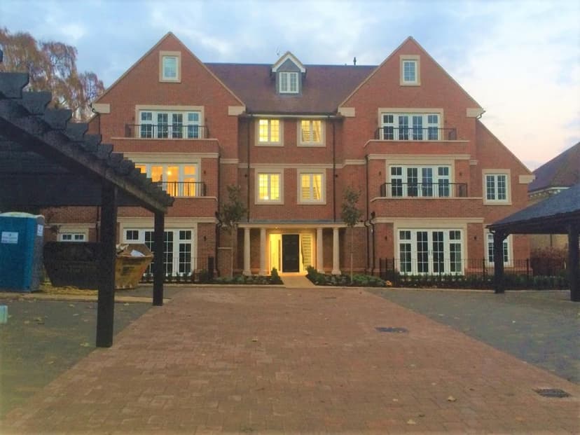 Image 1:2 bedroom Apartment or flat to rent