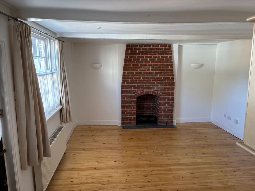 Image 2:1 bedroom Semi-detached house to rent