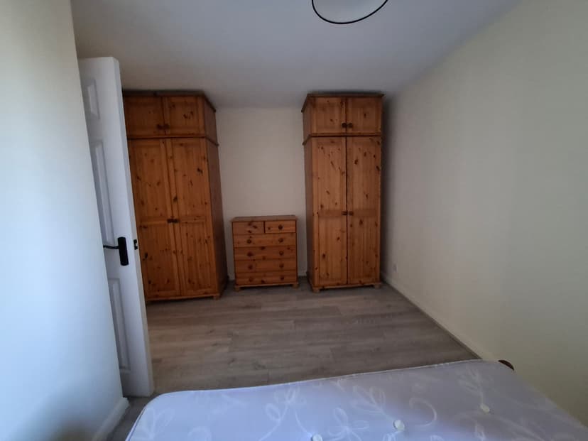 Image 3:1 bedroom Apartment or flat to rent