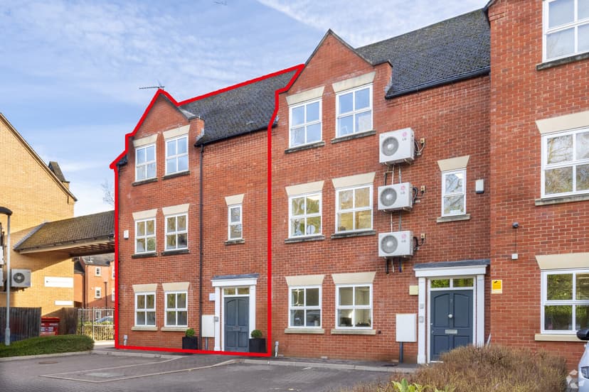 Image 2: Studio Office to rent