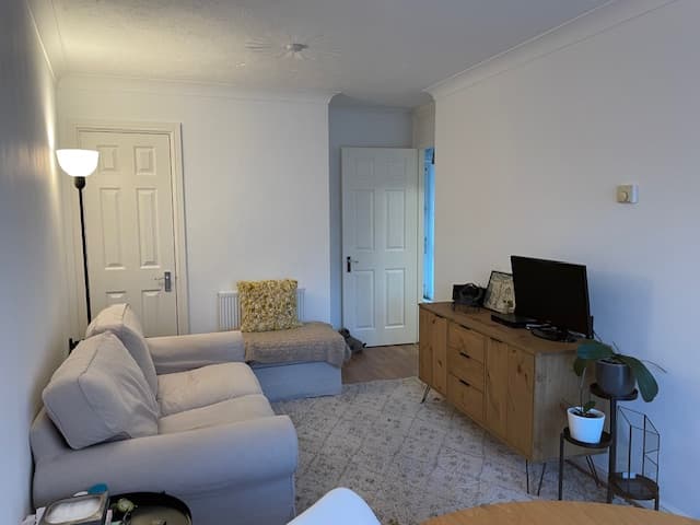 Image 2:1 bedroom Apartment or flat to rent