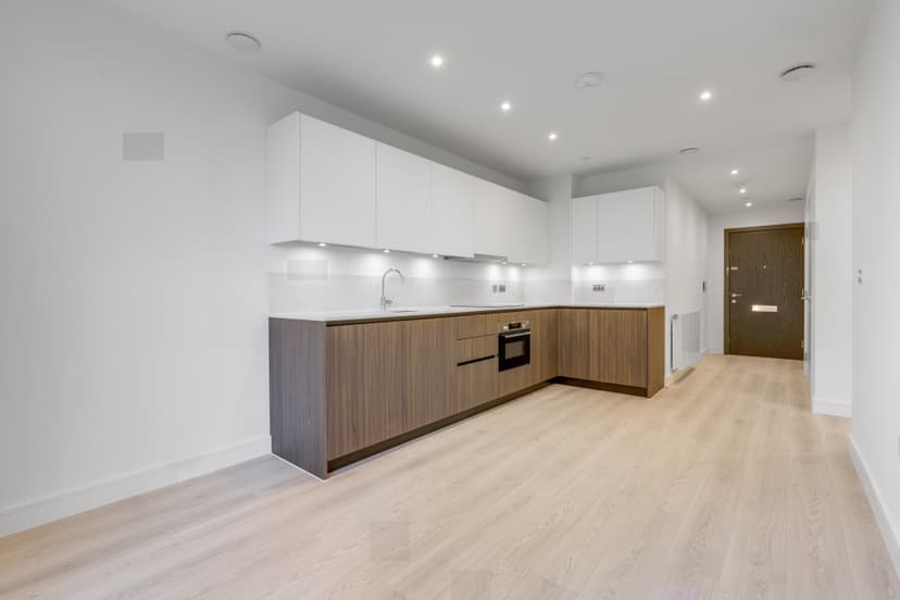 Image 1:1 bedroom Apartment or flat to rent