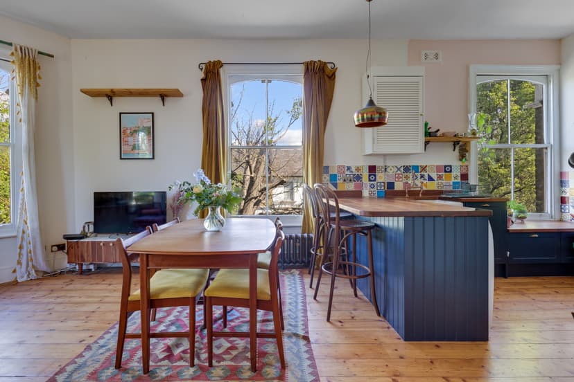 Image 1:2 bedroom Maisonette to rent