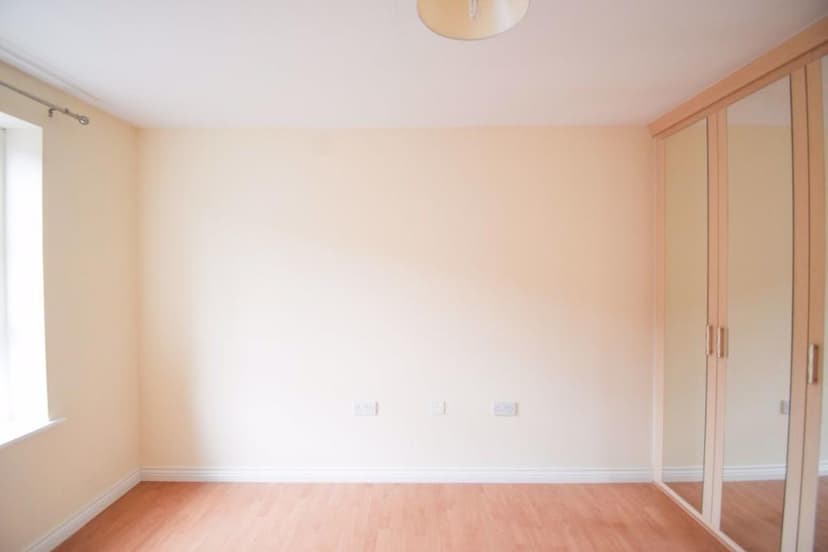 Image 1:2 bedroom Apartment or flat to rent