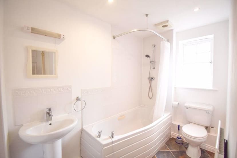 Image 3:2 bedroom Apartment or flat to rent