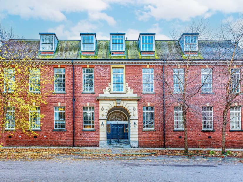 Image 1:1 bedroom Apartment or flat to rent