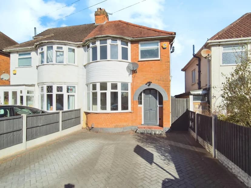 Image 1:3 bedroom Semi-detached house to rent