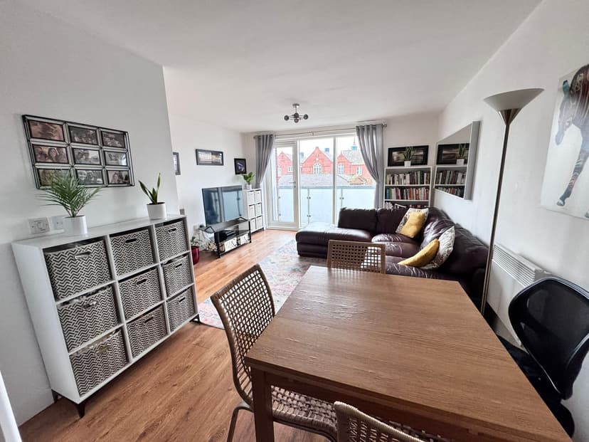 Image 3:2 bedroom Apartment or flat to rent