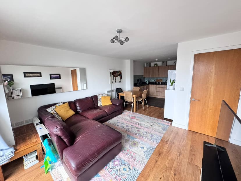 Image 1:2 bedroom Apartment or flat to rent