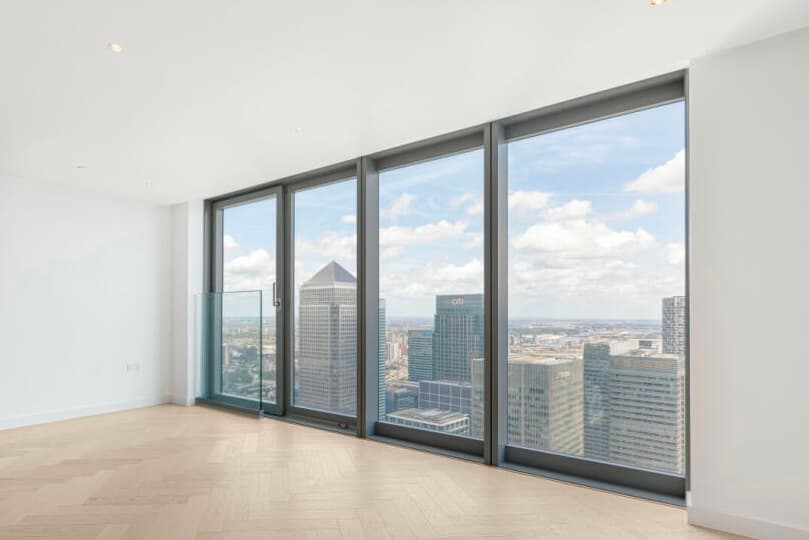 Image 1:1 bedroom Apartment or flat to rent