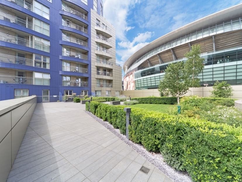 Image 1:1 bedroom Apartment or flat to rent