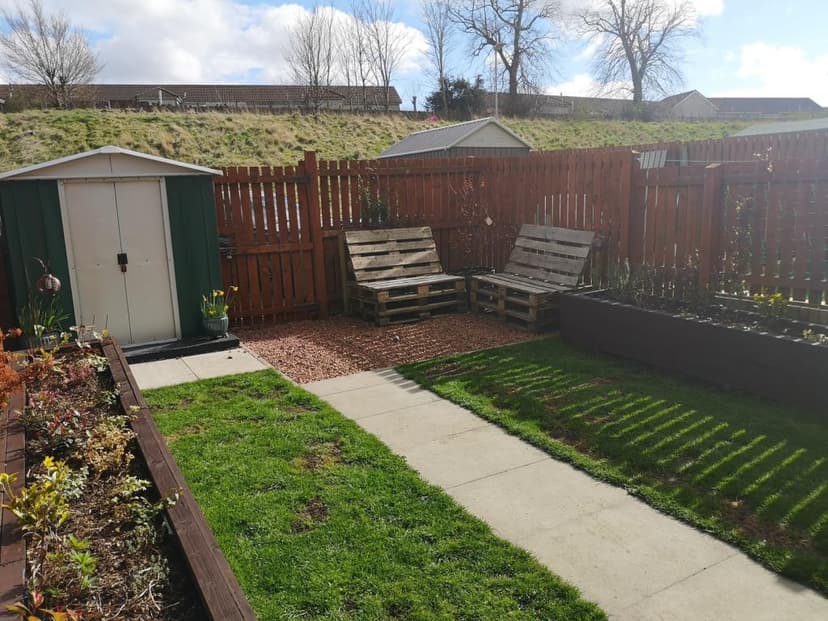 Image 3:3 bedroom End-of-terrace house to rent