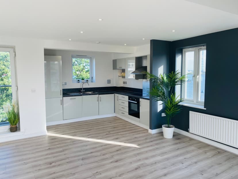 Image 3:3 bedroom Flat to rent