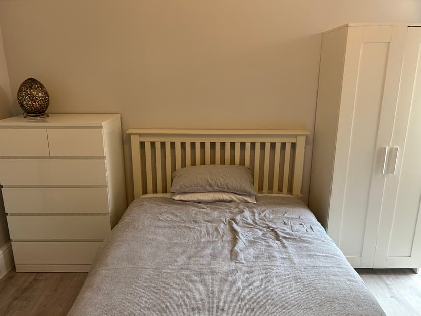 Image 1:5 bedroom House share to rent