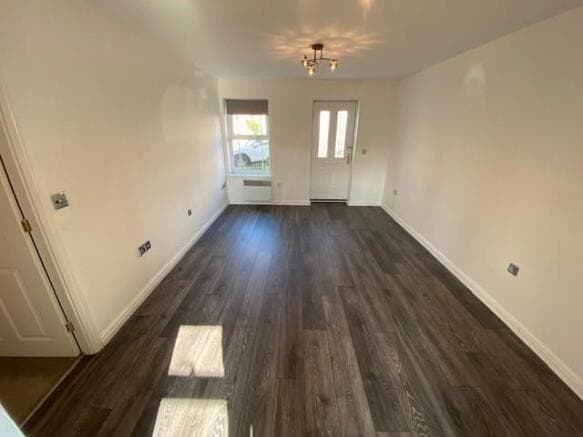 Image 3:2 bedroom Apartment or flat to rent